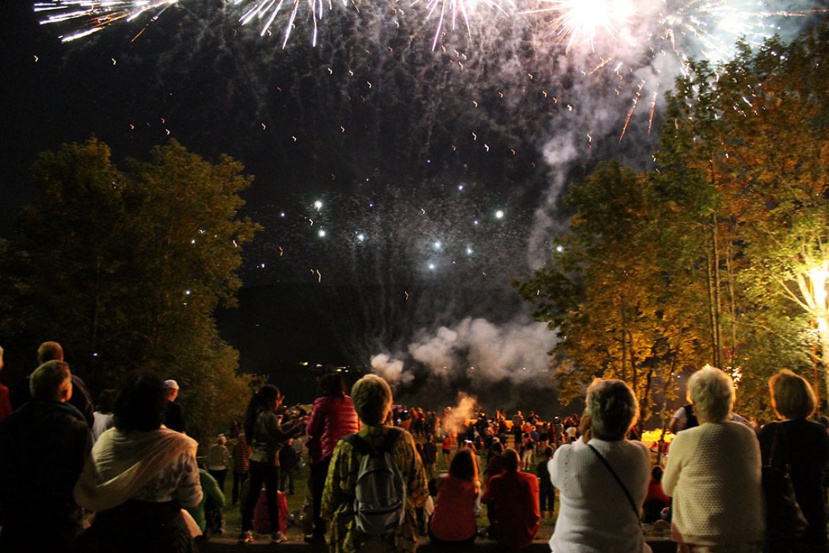 Humidité et feu d’artifices lacustre ont marqué les fêtes du 1er août