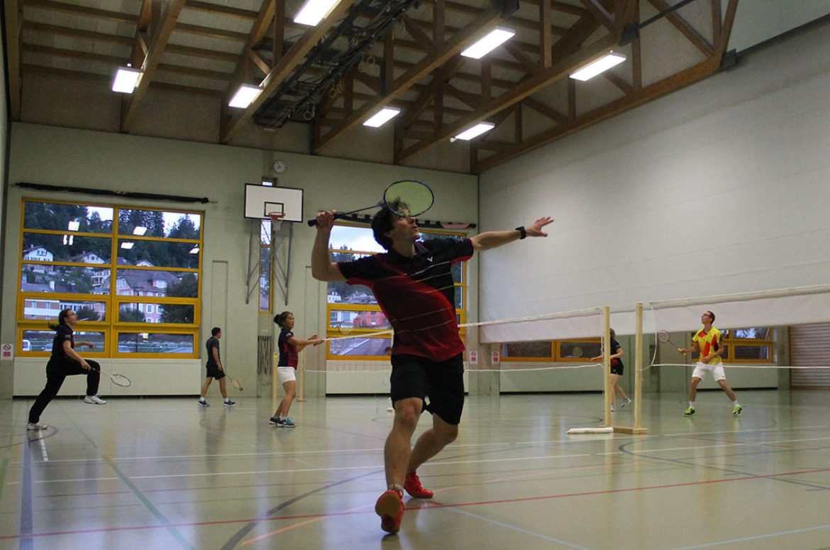 Petit mais ambitieux, le club de badminton s’est adjoint les services d’un entraîneur de classe mondiale